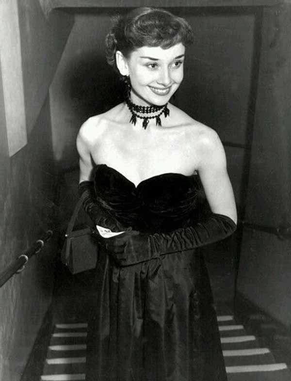 Audrey Hepburn and the choker