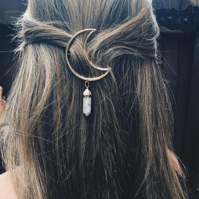 Interesting metal hairpin