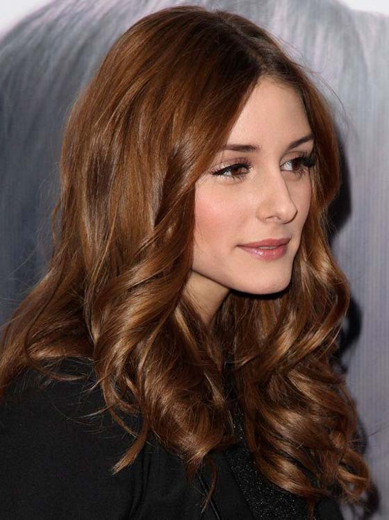 Glamorous Hollywood curls Olivia Palermo