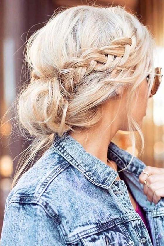 Low bun and braid trend 2017-2018