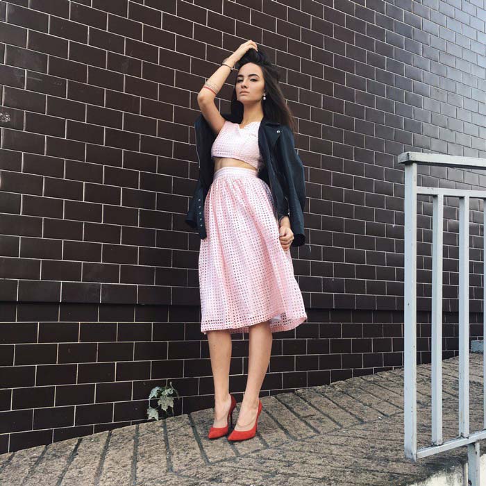 Fluffy midi skirt and dark jacket