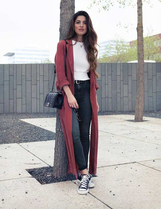 Cardigan with jeans and sneakers