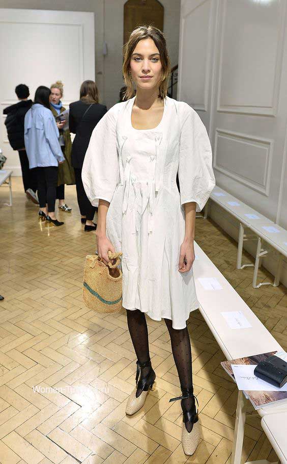 White dress, braided bag Alex Chang style