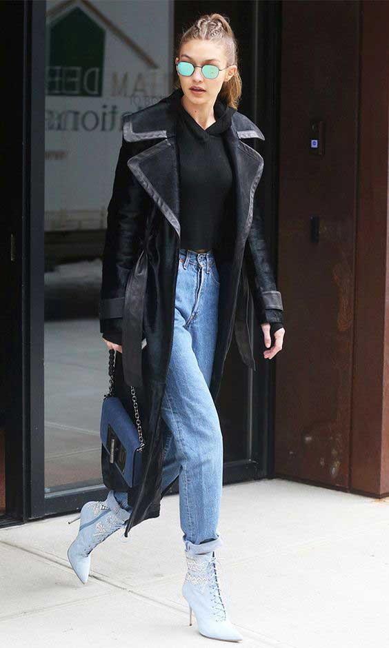 How to Look Cool in Boyfriend Jeans: Learning From Gigi and Bella Hadid