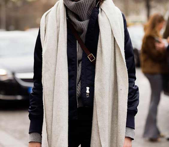 Long scarf