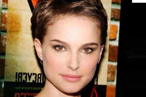 Les coupes de cheveux de lutin de Natalie Portman