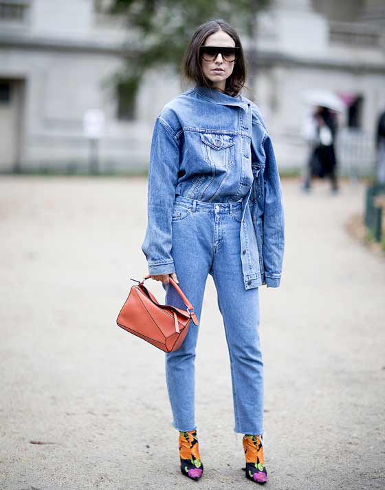 Denim bow