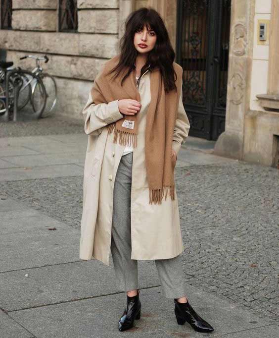 Beige scarf