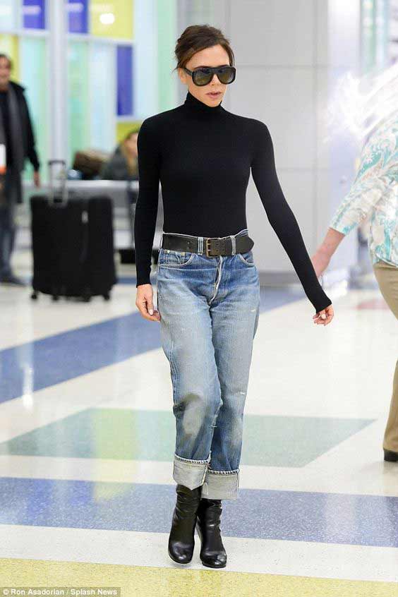 Black turtleneck + jeans + ankle boots