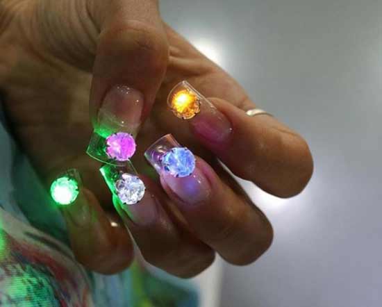 Ongles brillants