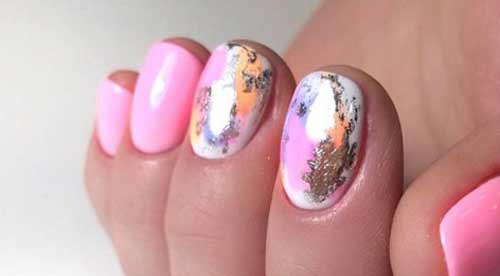 Design unique sur ongles courts