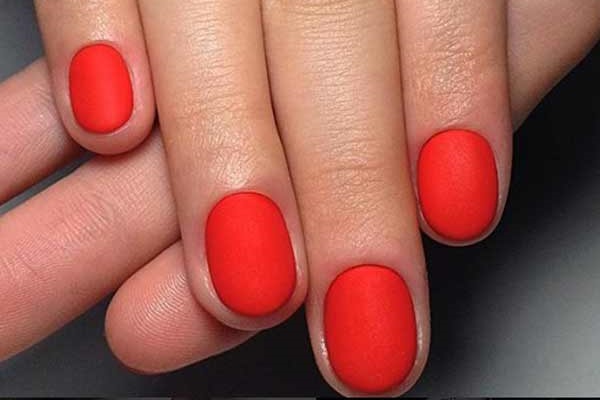 How to do a matte manicure at home