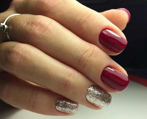 Couleur framboise pour ongles courts