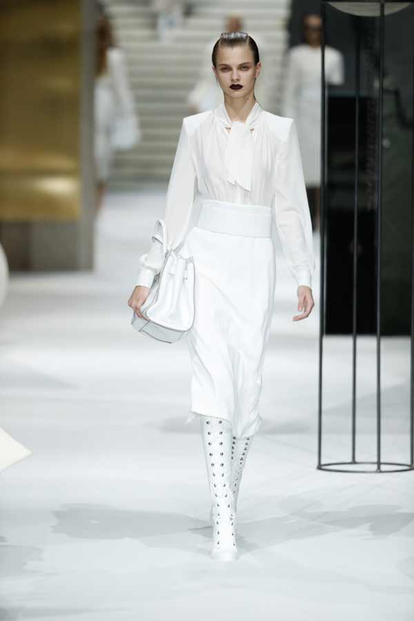 how to create white monochrome look at the Max Mara collection