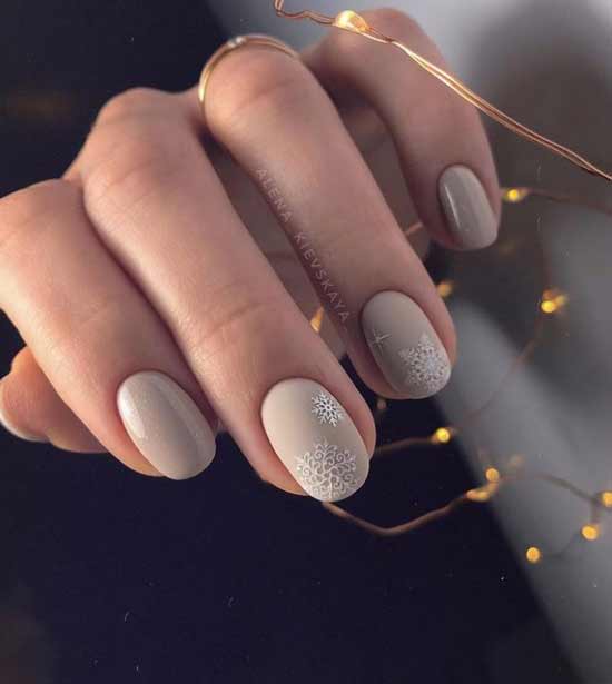 Matte nude manicure