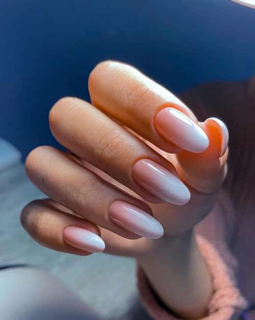 Nude nails