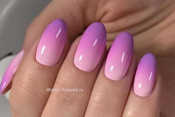 Airbrush nail gradient