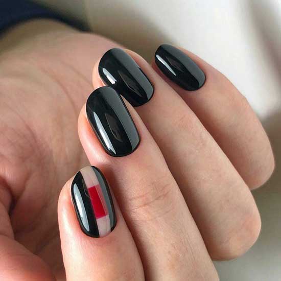 Minimalist manicure