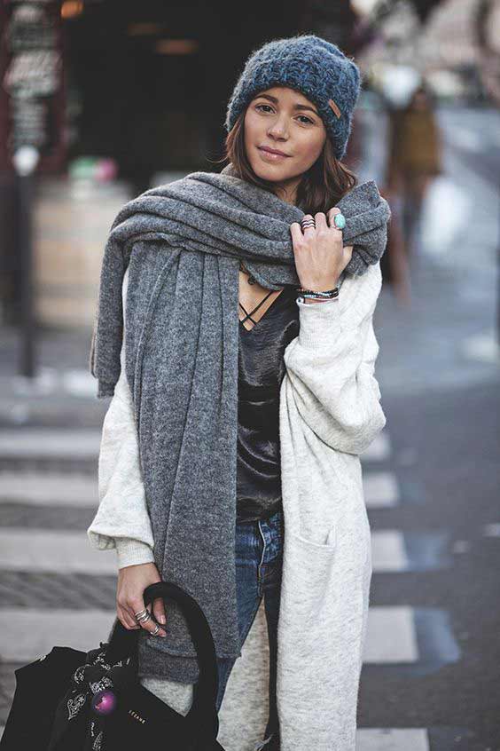 Solid color scarf