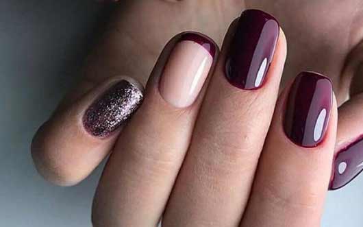 Analogue color combination in manicure