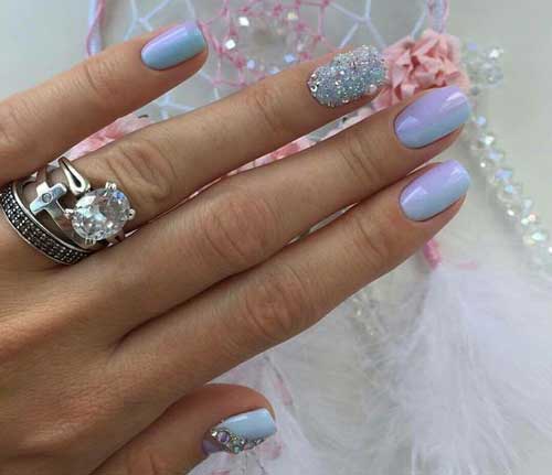 Trendy pastel shades, 5 signs of a trendy manicure