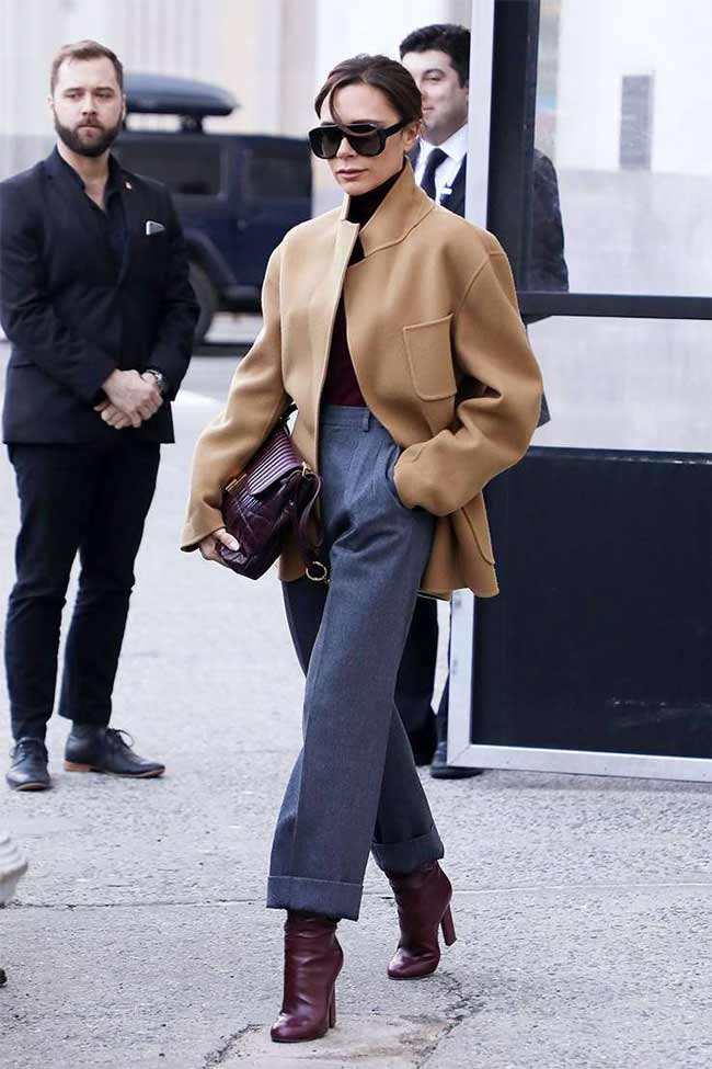 The perfect oversized coat for the spring: the example of Victoria Beckham