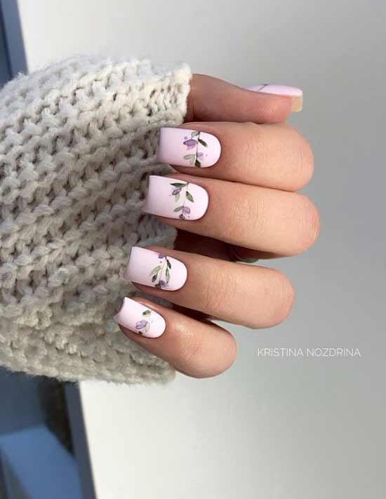 Manicure with a pattern for March 8