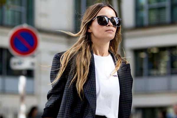 Comment ajouter un sweat-shirt au style de bureau