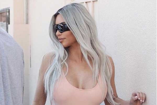 Nous n'avons définitivement jamais vu Kim Kardashian comme ça.