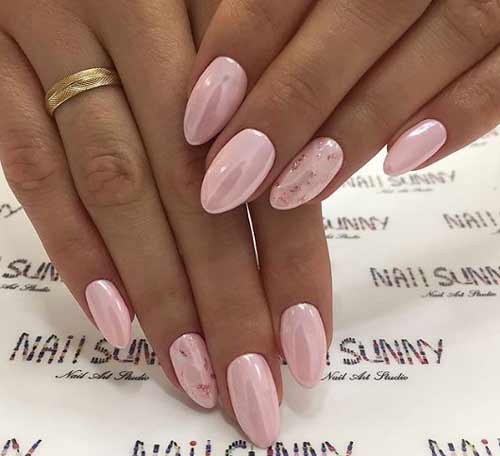 Trendy nail design with gel polish