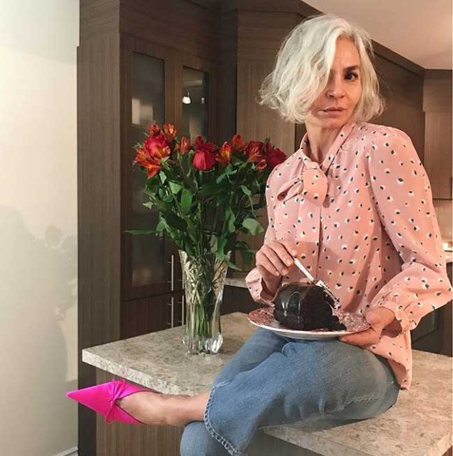 How to dress an older woman: ideas from a 52-year-old Instagram blogger