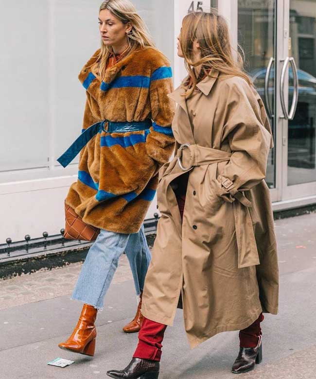 What trench coat to buy for the spring, photo