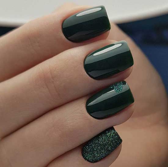 Vernis à ongles monochrome et paillettes - tendance