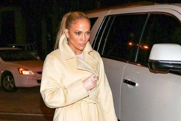 manteau Jennifer Lopez