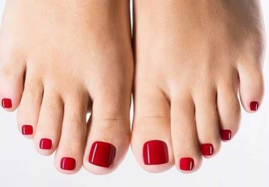 Nail shape in pedicure 2018