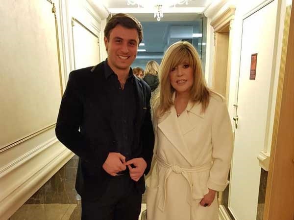 La nouvelle coupe de cheveux d'Alla Pugacheva