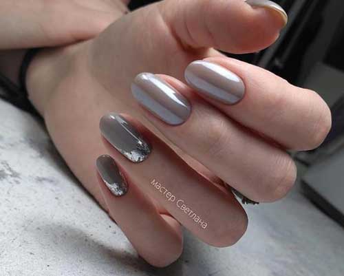 Metallic manicure