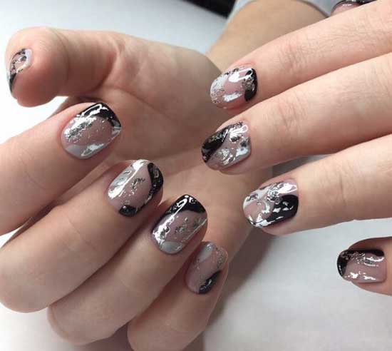 Chrome, rubbing, overflows: ideas for a manicure with a metallic effect photo