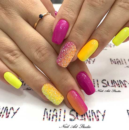 Bright summer version of manicure