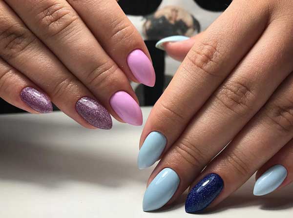 Combination with lilac in manicure