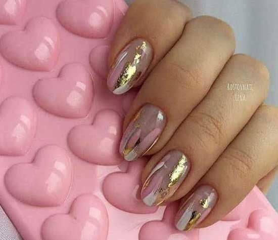 Gold foil - manicure idea