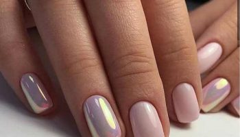 Short length manicure ideas: handles like a queen