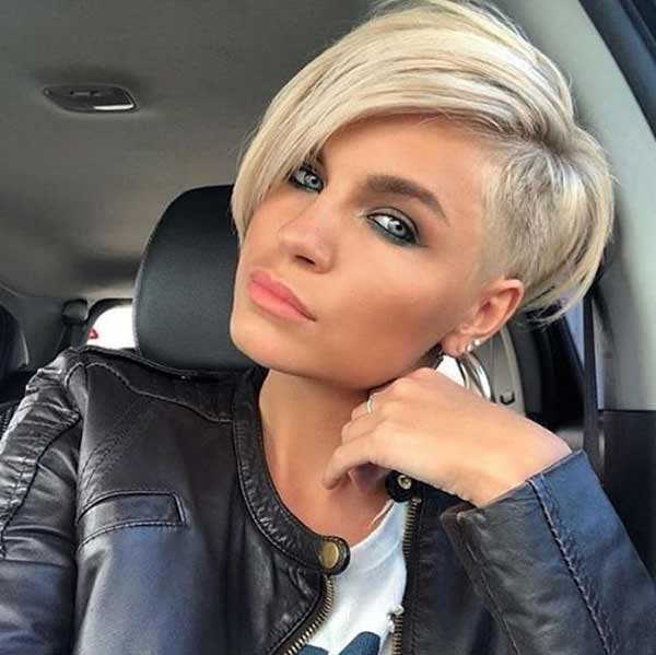 Coupe de cheveux Pixie pour l'été