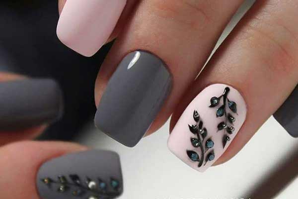 7 trendy matte shades for fall manicure