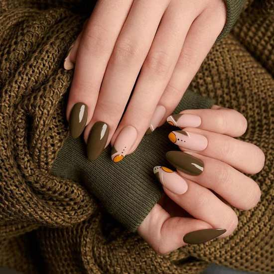 Autumn matte manicure