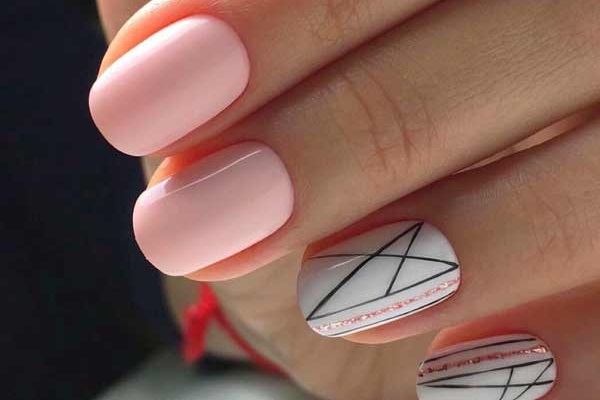 Anti-aging manicure ideas and examples