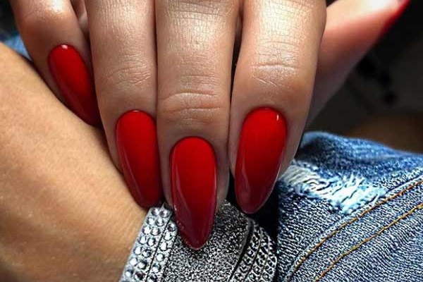 Instead of monochromatic - stylish manicure ideas