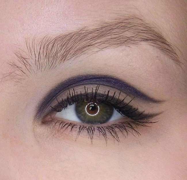 Graphic arrow with shadows and eyeliner