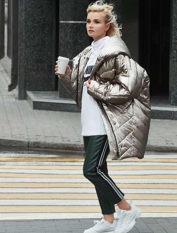 Polina Gagarina dans une doudoune à la mode