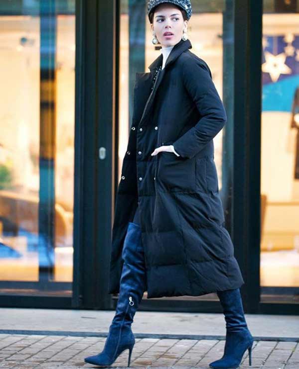 Black down jacket maxi-length